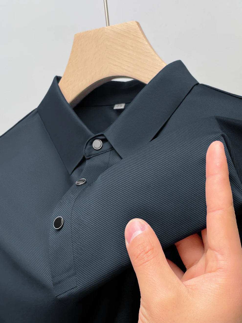 CAVALIERE MINIMALE: PLAIN WRINKLE-FREE MUSCLE POLO